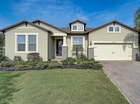 30307 Welara Ct, Mount Dora, FL 32757