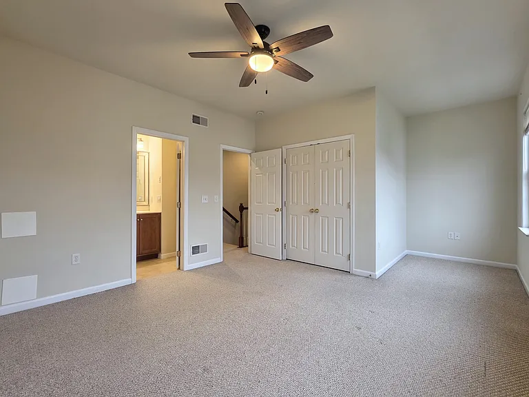 214 Sagamore Hl — Photo 13