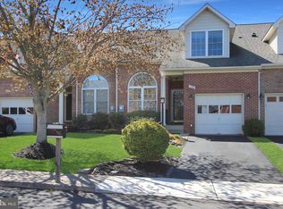 196 N View Cir, Warrenton, VA