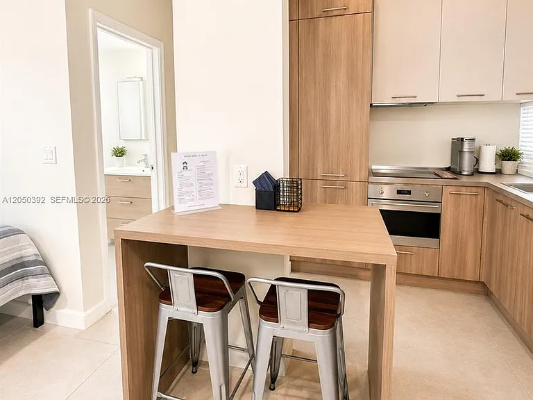 245 NE 33rd St #101 — Photo 3