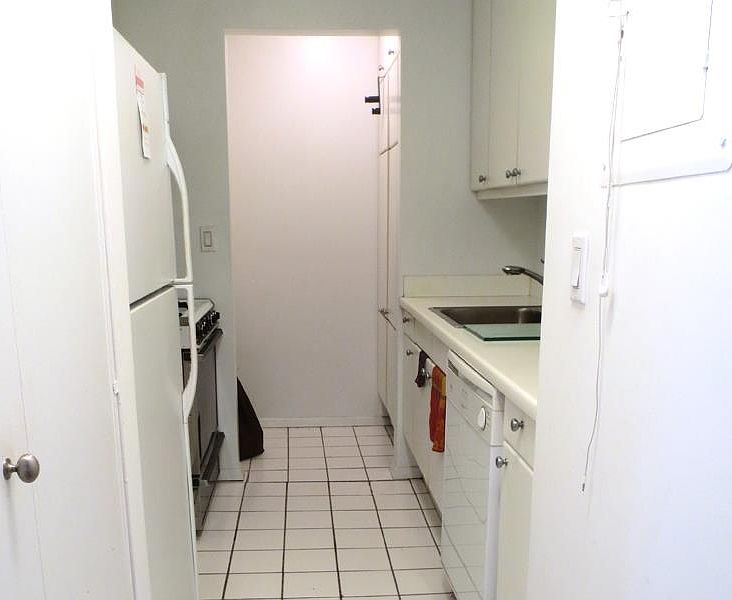 1st image of 106 Central Park S APT 22D