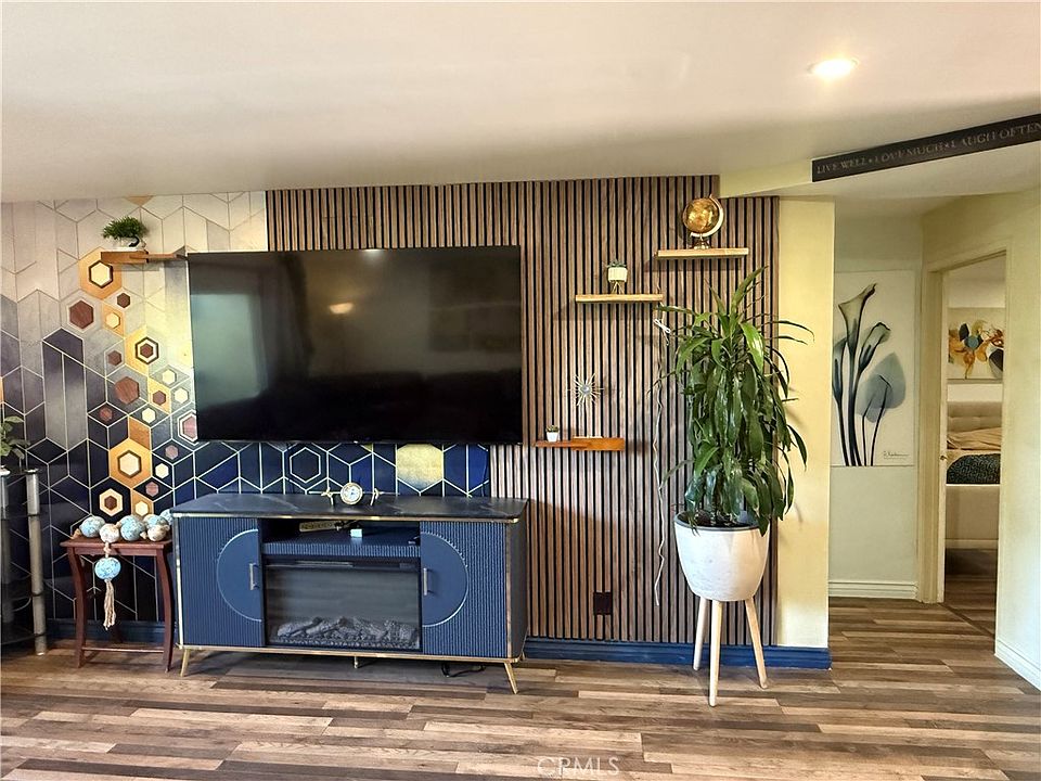 1st image of 730 N Eucalyptus Ave APT 1