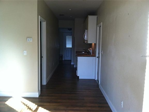 Kitchen & Dinette Area
