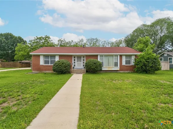 908 S Laurel Ave, Luling, TX 78648