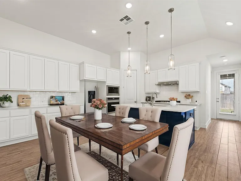 18402 Mesquite Flats Trl — Photo 2