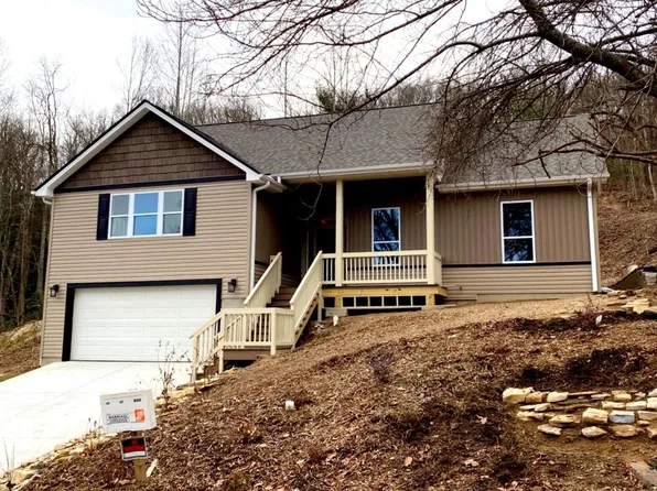 117 Country Ridge Rd, Hendersonville, NC 28739