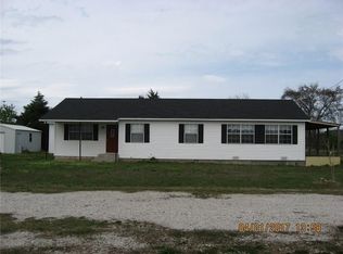 1606 8th St, Prague, OK 74864