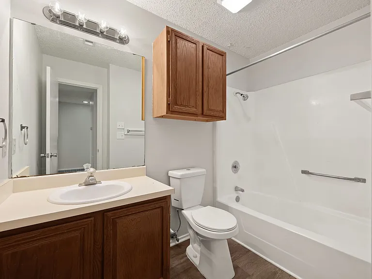 104 Mosscliff Cir #10 — Photo 11