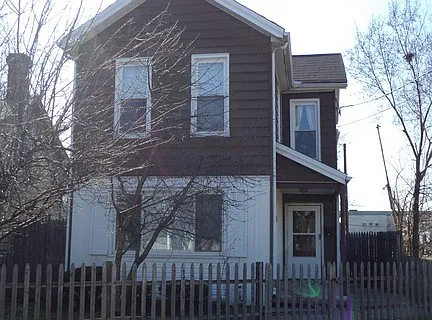 8 S Sutphin St photo 1