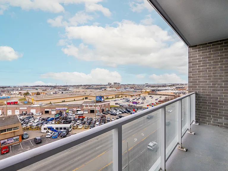 2782 Barton St E #608 — Photo 27