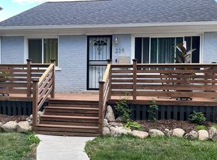 229 Cedarhurst Pl, Detroit, MI 48203
