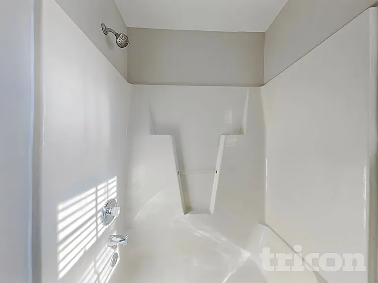 10203 Green Hedge Ave — Photo 9