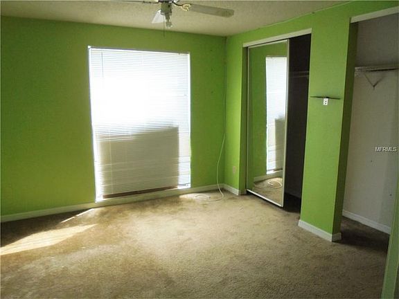 5th image of 9103 Sandcroft Ct