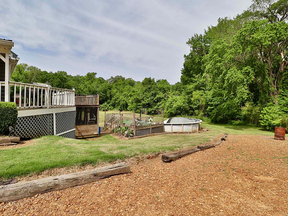 34th image of 367 Junius Lee Rd