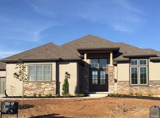 15521 Windsor St, Overland Park, KS 66224