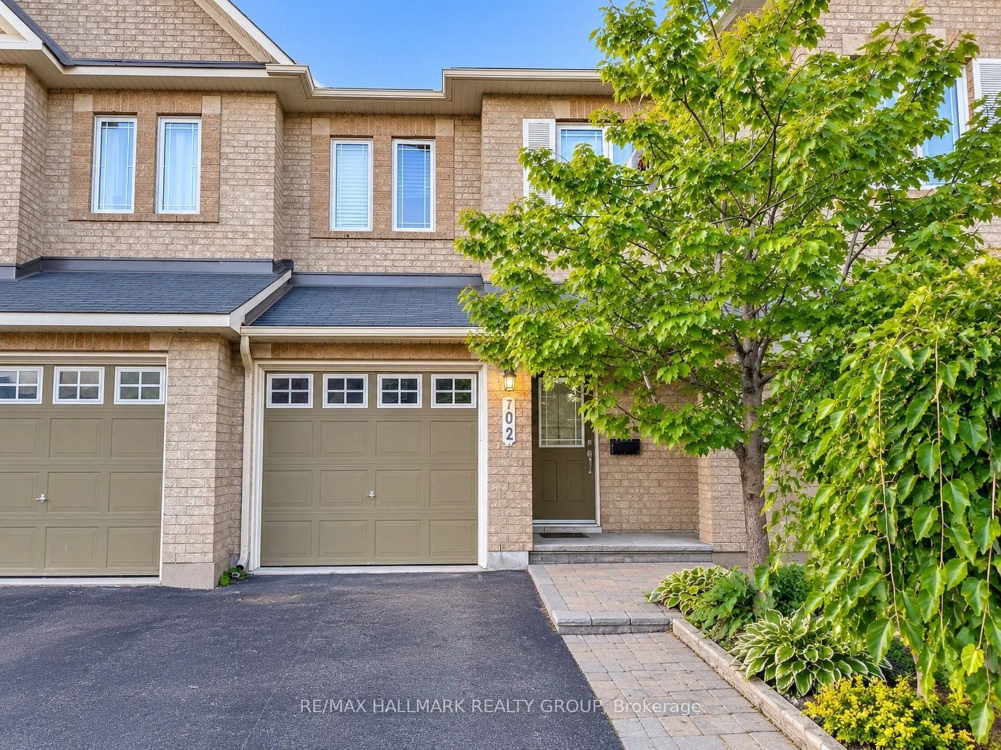 3 bed, $2,750 — Photo 1