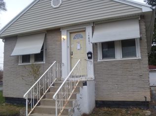 14801 Lawndale Ave, Midlothian, IL 60445