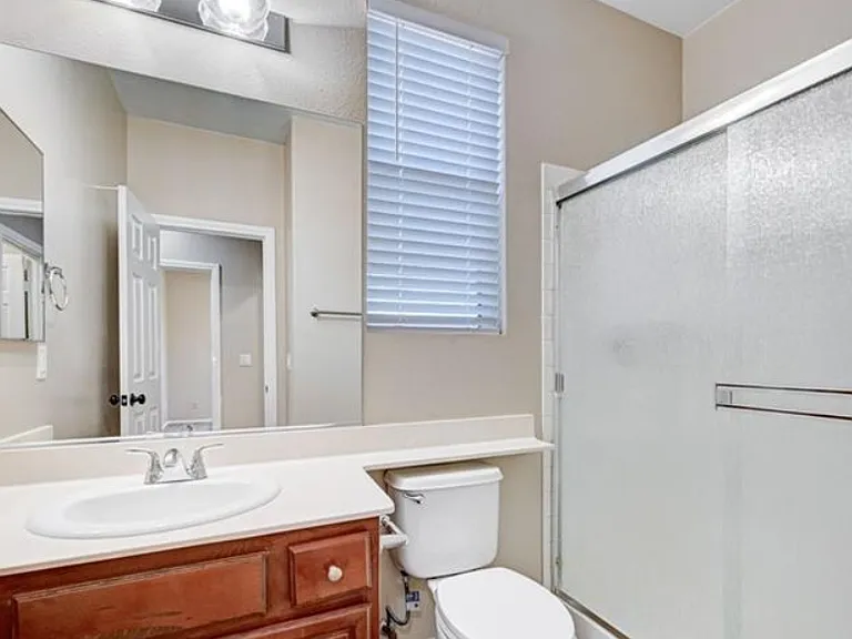 1013 Brinkman St — Photo 14