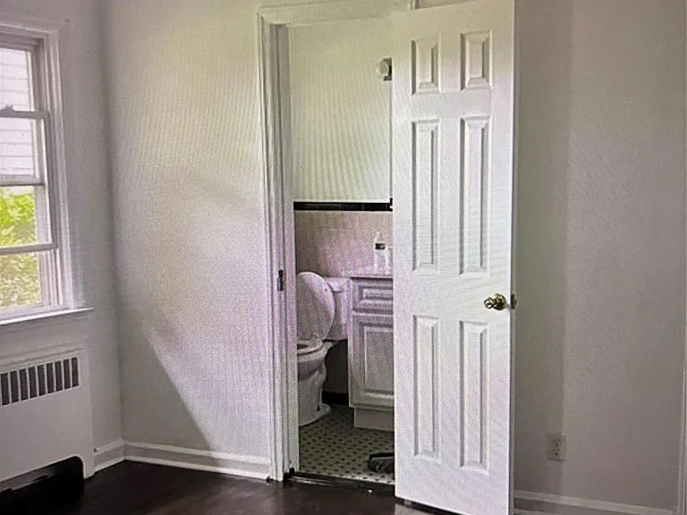 731 E Walnut St #2 — Photo 15