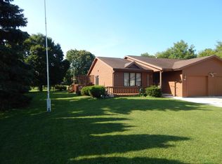 2719 Windepoint Ct, Sheboygan, WI 53083