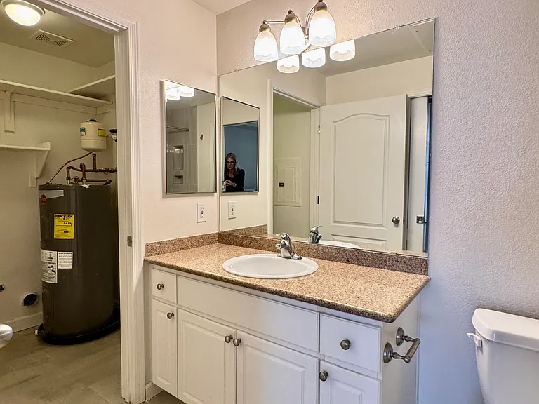 1701 E Colter St #110 — Photo 15