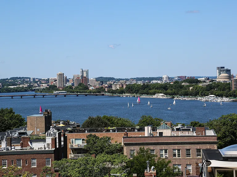 70 Revere St #3 — Photo 10