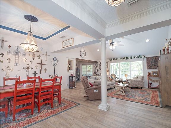 4th image of 126 Autumn Ridge Ct