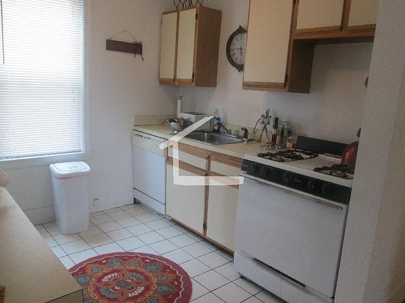 2nd image of 26 Union St #02