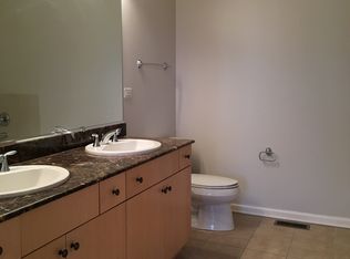 759 W 15th St #U, Chicago, IL 60607