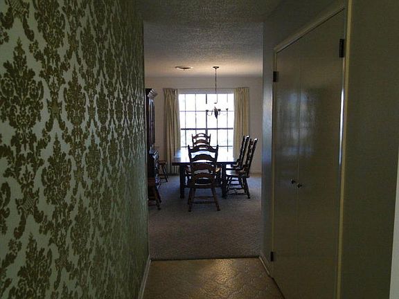 5th image of 265 Honey Dr