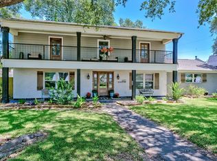 682 Birchwood Dr, Port Neches, TX 77651