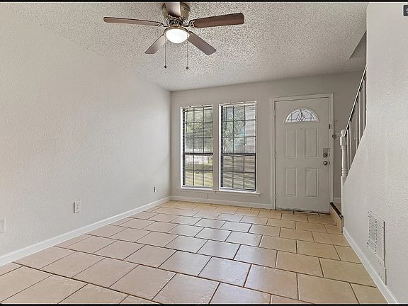 5th image of 4941 Miller Ave #4941
