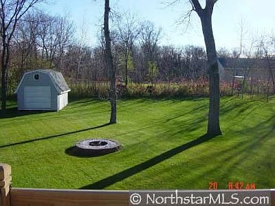 3rd image of 1910 S Oak Knoll Dr NE