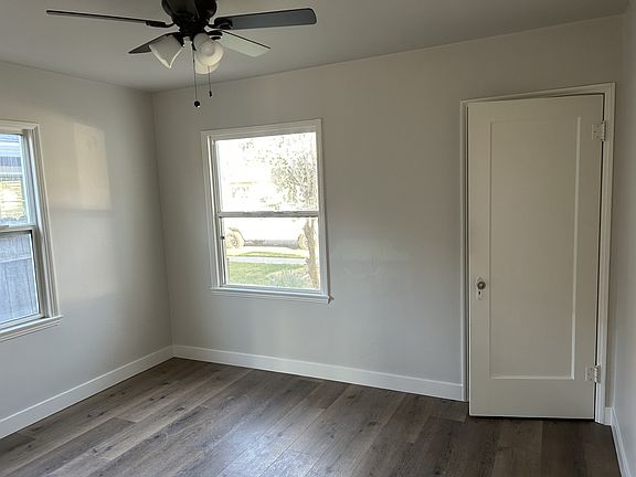 4th image of 222 2nd St