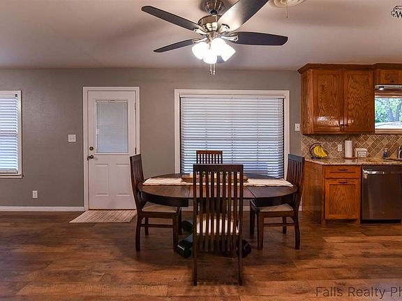 5th image of 4205 Meadowbrook Dr