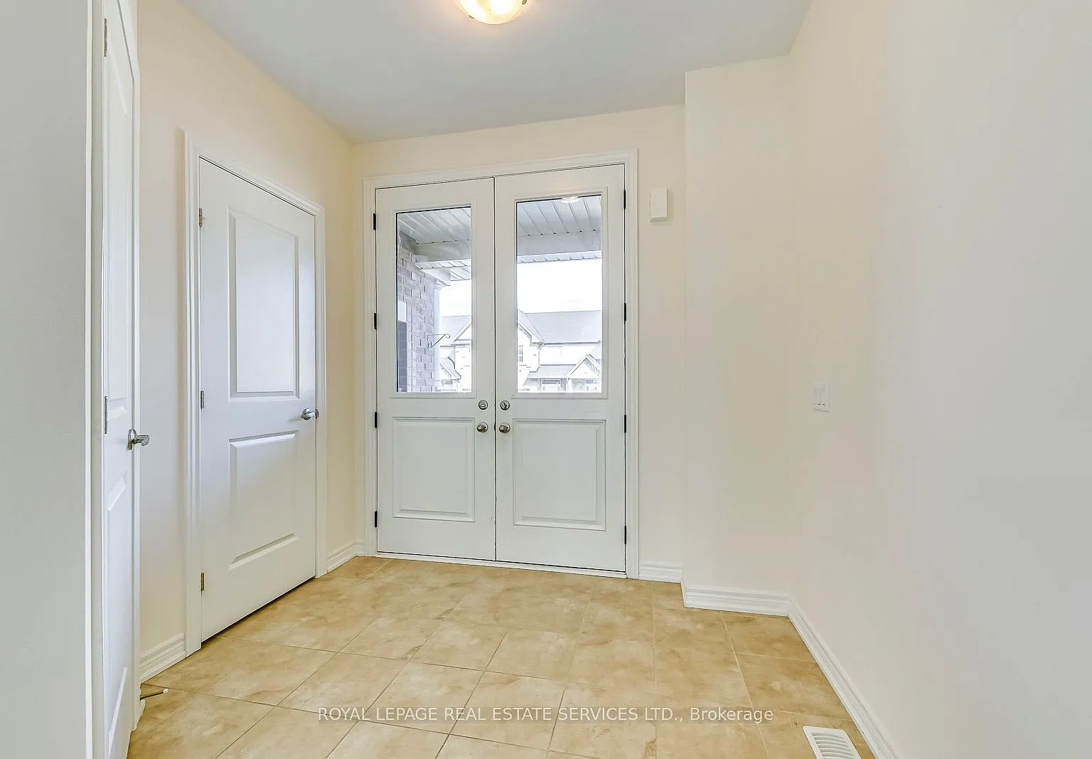 3 bed, $3,300 — Photo 4