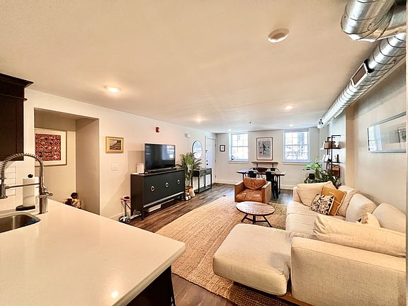5th image of 56 Wayne St #G