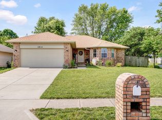 4814 W Burbank St, Springfield, MO 65802