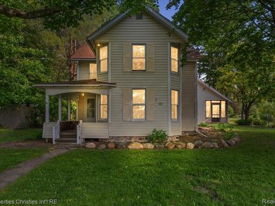 157 E Elmwood Ave, Leonard, MI, 48367