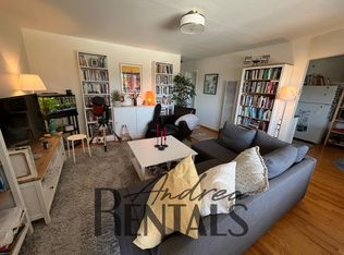 517 Stannage Ave #D, Albany, CA 94706