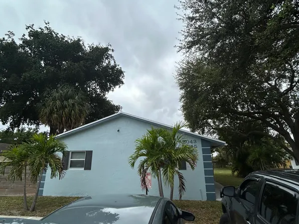 3045 Jackson Ave, Lake Worth, FL 33463