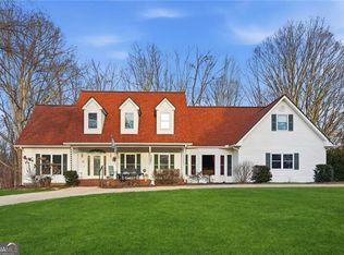124 Golden Autumn Dr, Dahlonega, GA