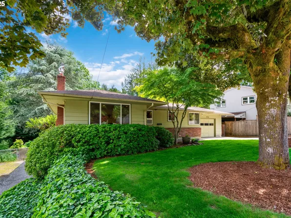 9004 SW 36th Ave, Portland, OR 97219