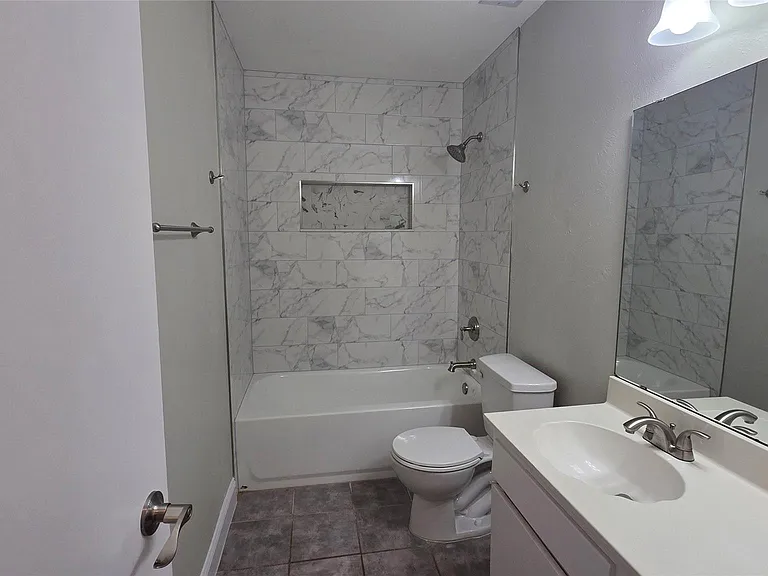 335 Springwillow Rd — Photo 9