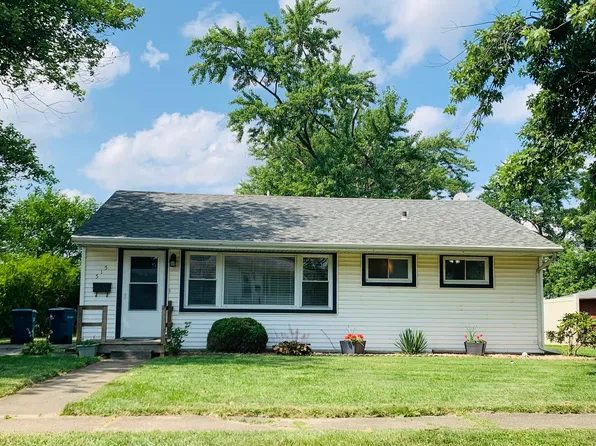 515 212th Pl, Dyer, IN 46311