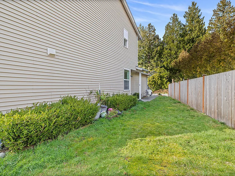 306 Poppy Rd #A — Photo 2