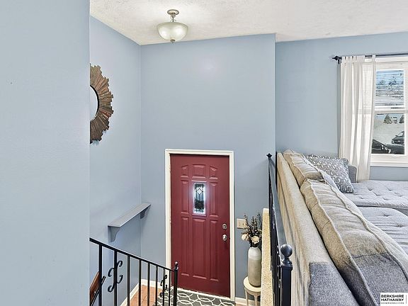 4th image of 15021 Westchester Cir