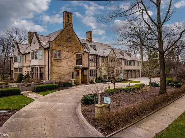 2540 Fairmount Blvd, Cleveland Heights, OH 44106