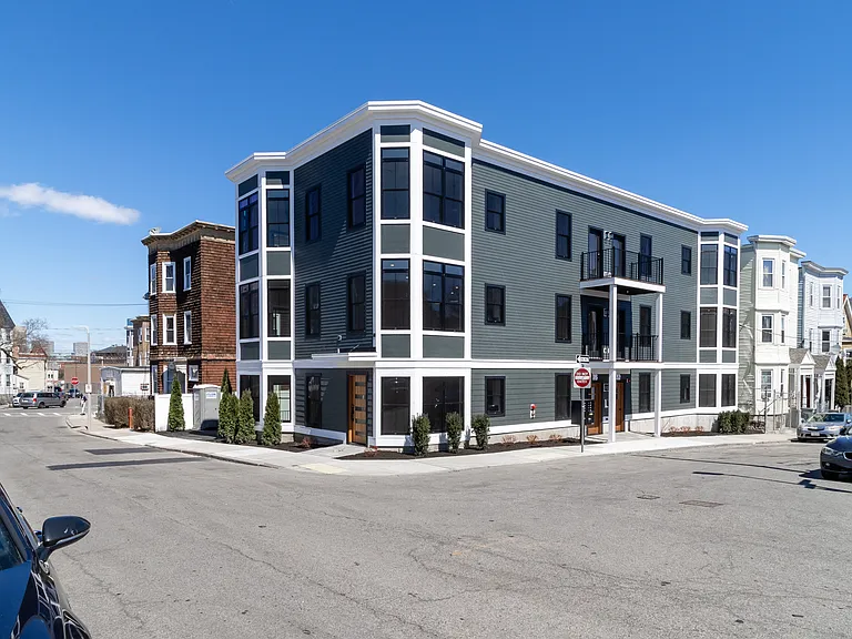 28-30 Clifton St #30A — Photo 5