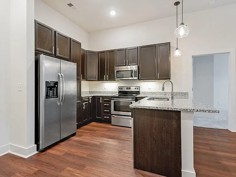 The Luxe at Indian Lake Village — Photo 2